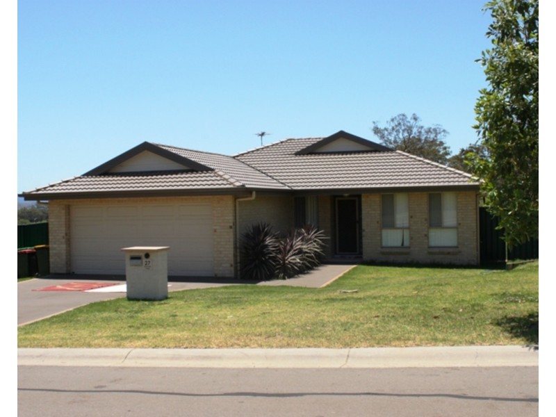 27 Belmore Street, Muswellbrook NSW 2333