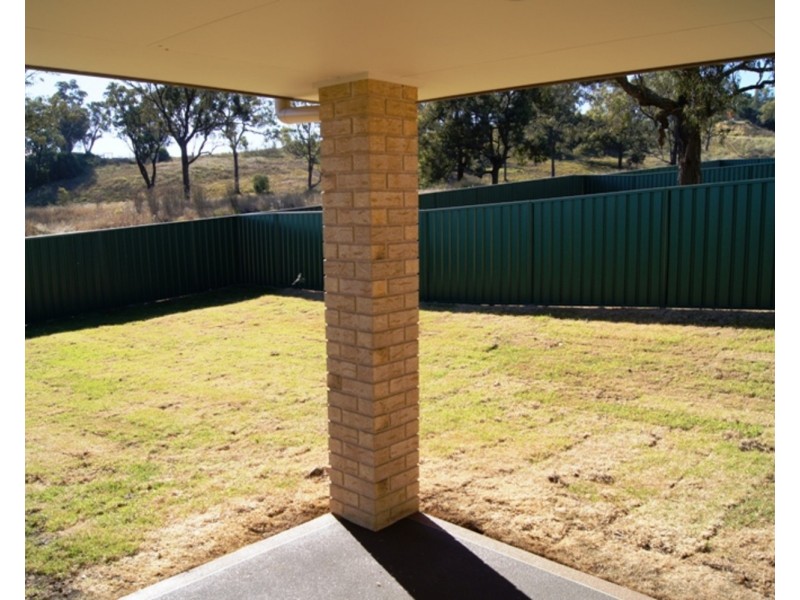 27 Belmore Street, Muswellbrook NSW 2333