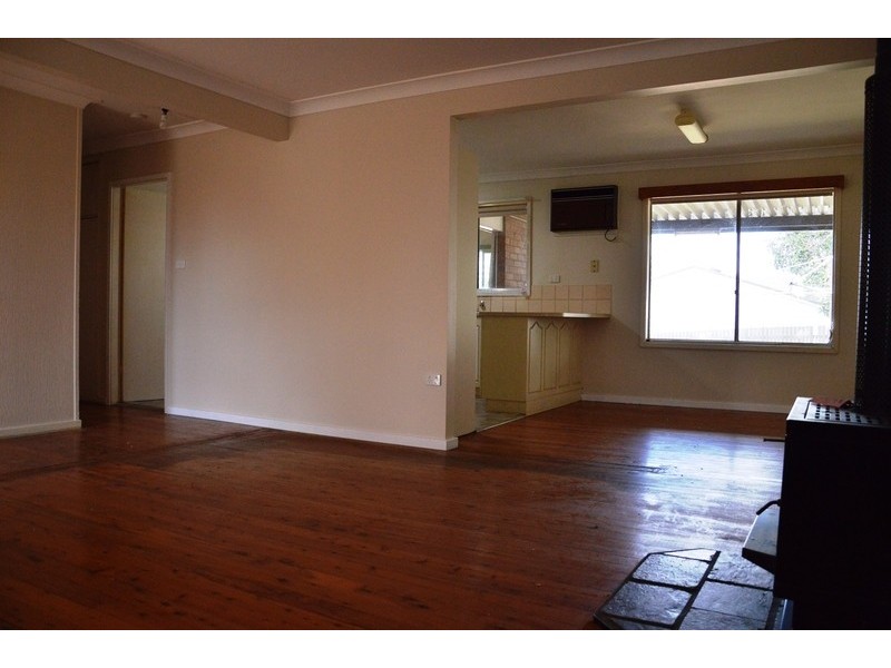 12 Thompson Street, Muswellbrook NSW 2333