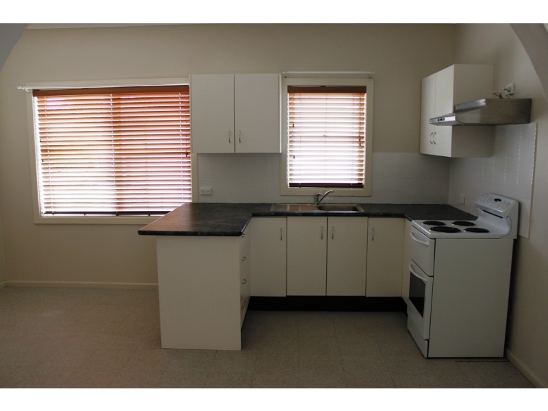 8 Parkinson Avenue, Muswellbrook NSW 2333