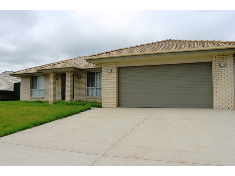 21 Dixon Circuit, Muswellbrook NSW 2333