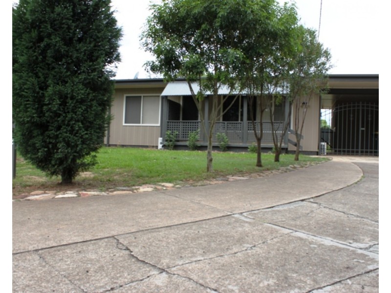 2/8 Midanga Avenue, Muswellbrook NSW 2333