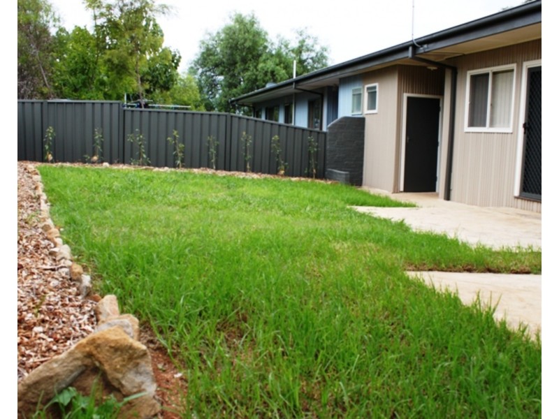 2/8 Midanga Avenue, Muswellbrook NSW 2333