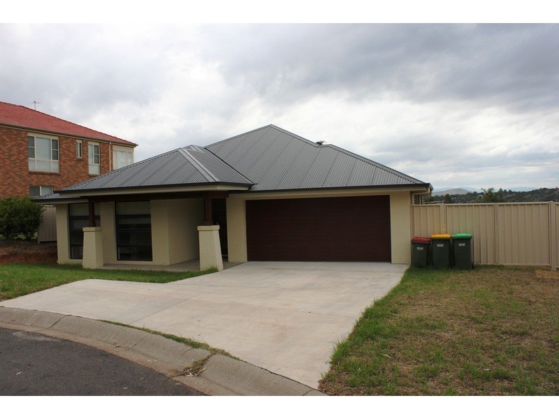 24 Edinglassie Drive, Muswellbrook NSW 2333