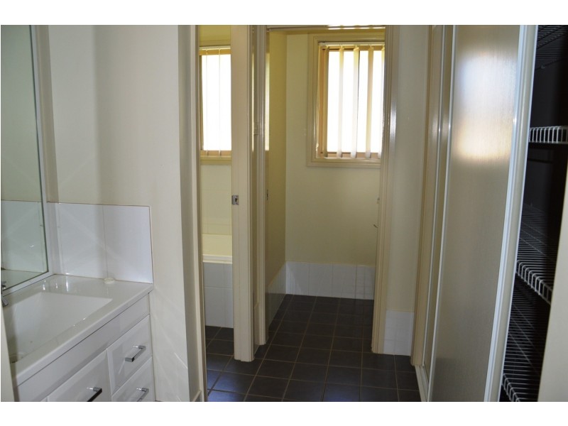 2/3 Northview Circuit, Muswellbrook NSW 2333