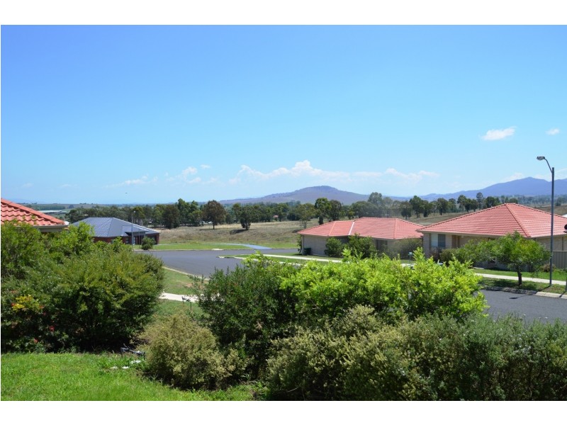 2/3 Northview Circuit, Muswellbrook NSW 2333