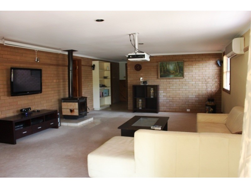 37 Carl Street, Muswellbrook NSW 2333