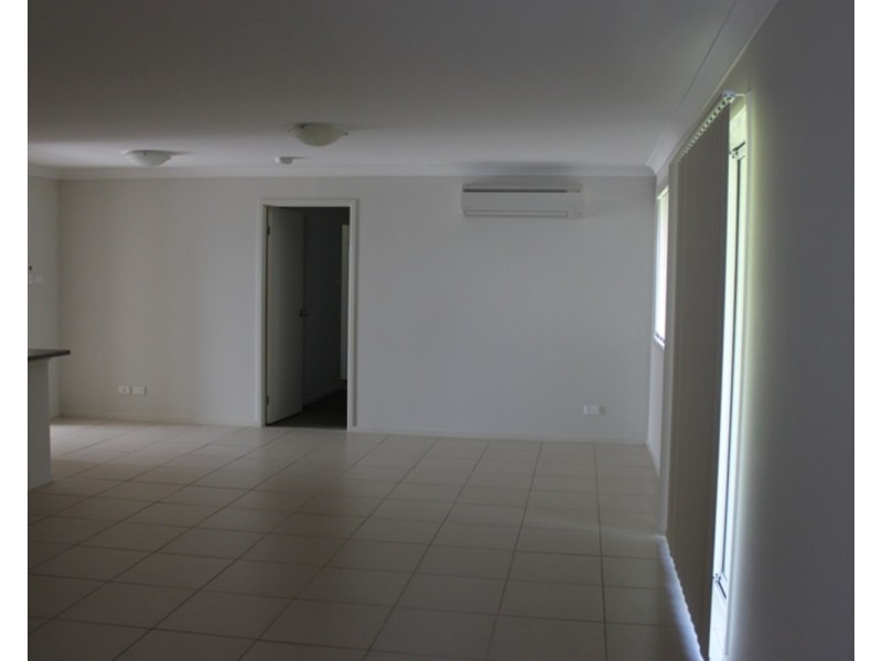 24 Chivers Circuit, Muswellbrook NSW 2333