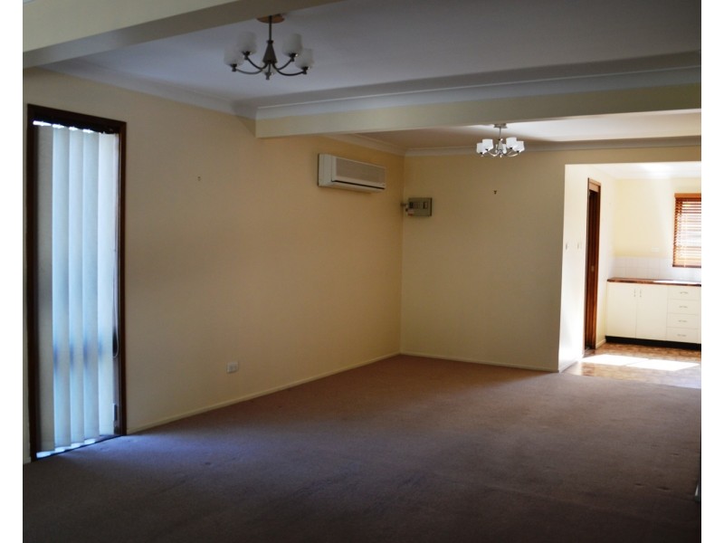 12/1A McClintock Drive, Muswellbrook NSW 2333