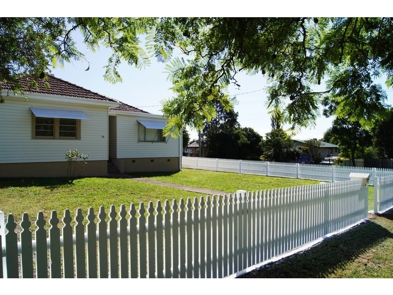 30 Roger Street, Muswellbrook NSW 2333