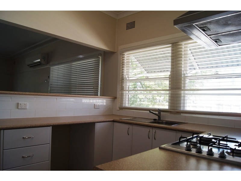 30 Roger Street, Muswellbrook NSW 2333