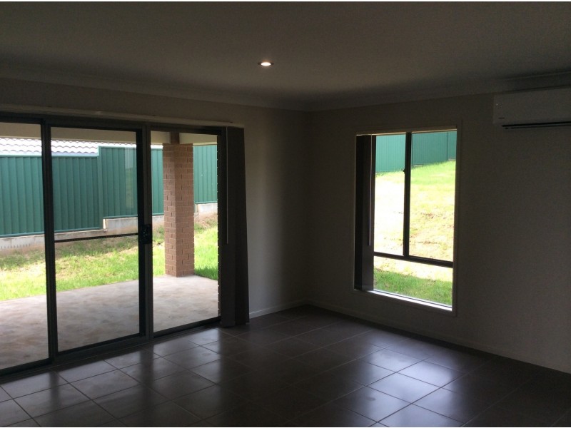 11 Bloodwood Road, Muswellbrook NSW 2333