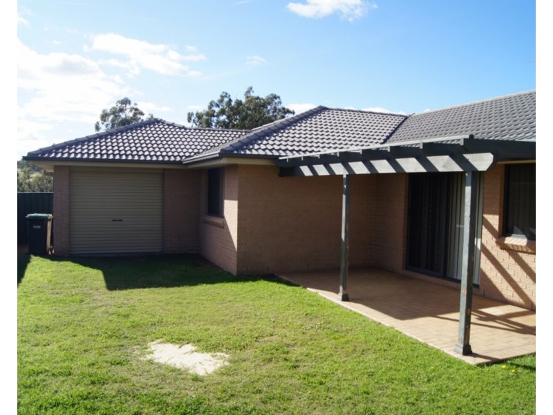 37 Bimbadeen Drive, Muswellbrook NSW 2333
