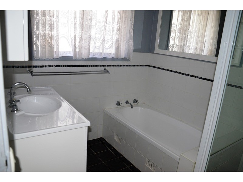 25 Calgaroo Avenue, Muswellbrook NSW 2333