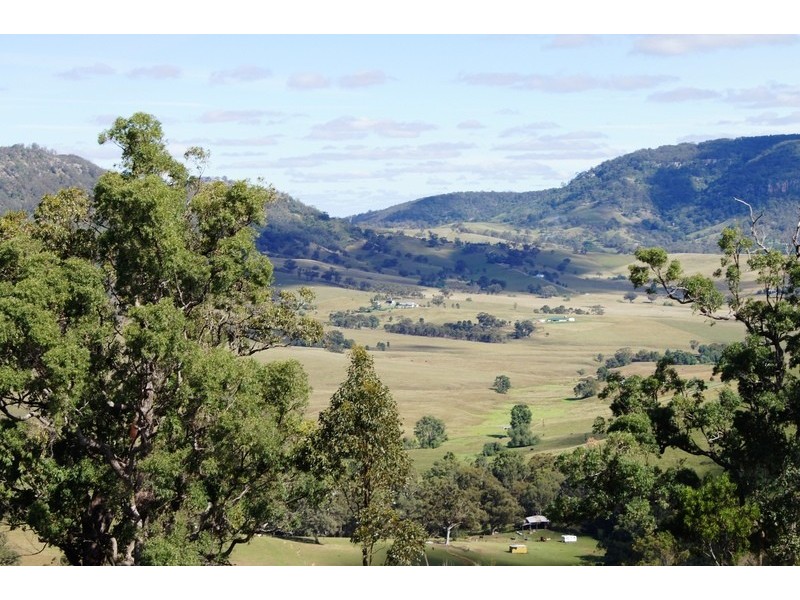 1785 Sandy Creek Road, Mccullys Gap NSW 2333