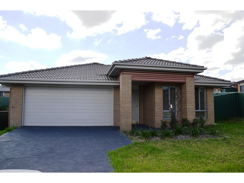 3 Chivers Circuit, Muswellbrook NSW 2333