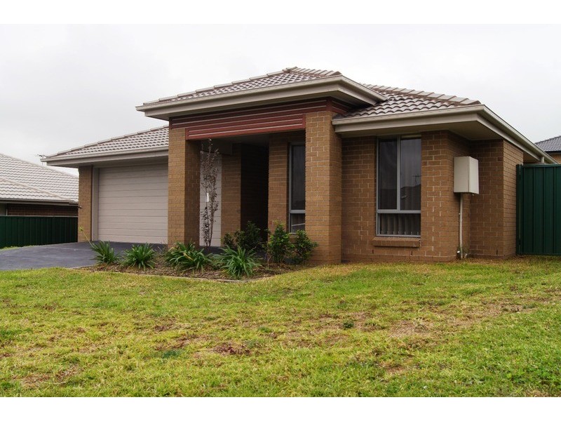 3 Chivers Circuit, Muswellbrook NSW 2333