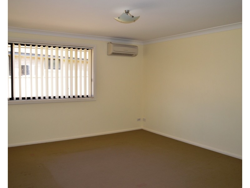 2/4 Northview Circuit, Muswellbrook NSW 2333