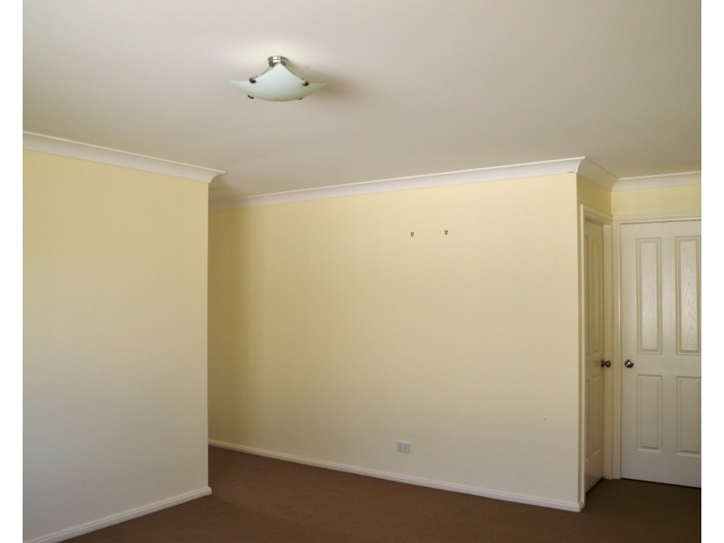2/4 Northview Circuit, Muswellbrook NSW 2333