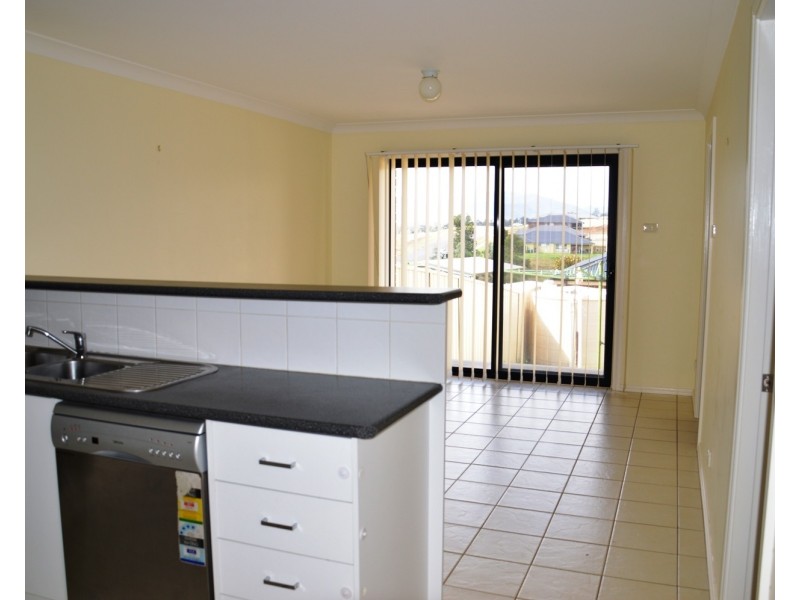 2/4 Northview Circuit, Muswellbrook NSW 2333
