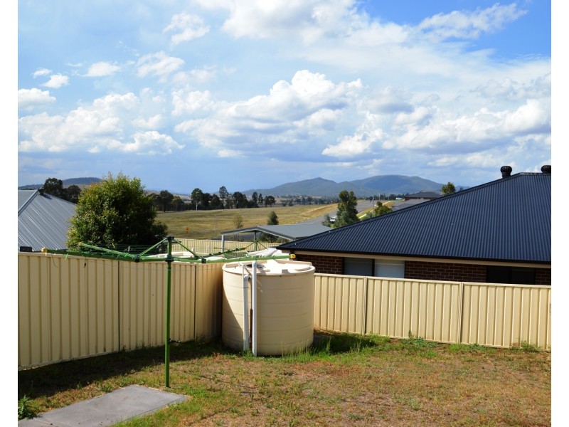 2/4 Northview Circuit, Muswellbrook NSW 2333