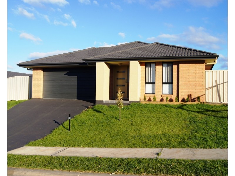 35 Finnegan Crescent, Muswellbrook NSW 2333