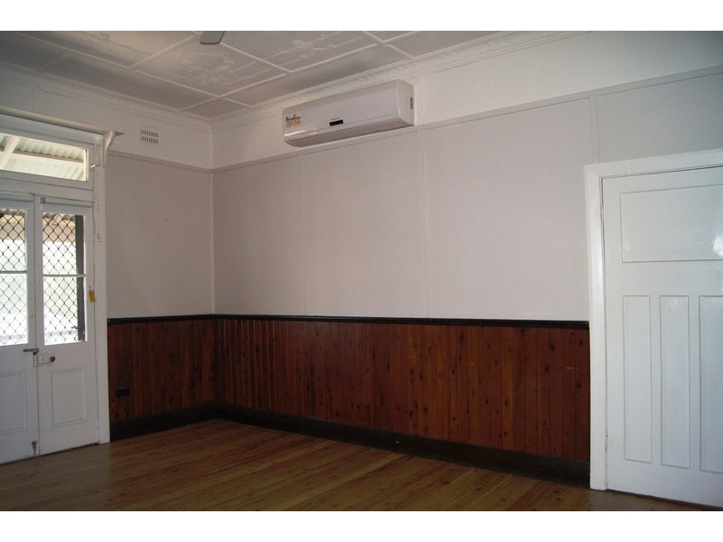 24 Foley Street, Muswellbrook NSW 2333