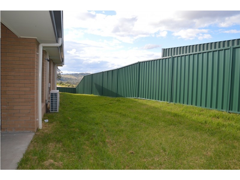 1/2 Chivers Circuit, Muswellbrook NSW 2333