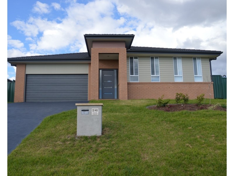 2/2 Chivers Circuit, Muswellbrook NSW 2333