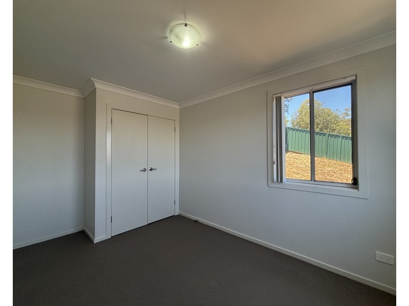 7 Lofberg Place, Muswellbrook NSW 2333