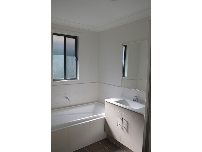 12 Lofberg Place, Muswellbrook NSW 2333