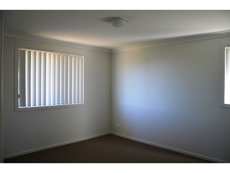 12 Lofberg Place, Muswellbrook NSW 2333