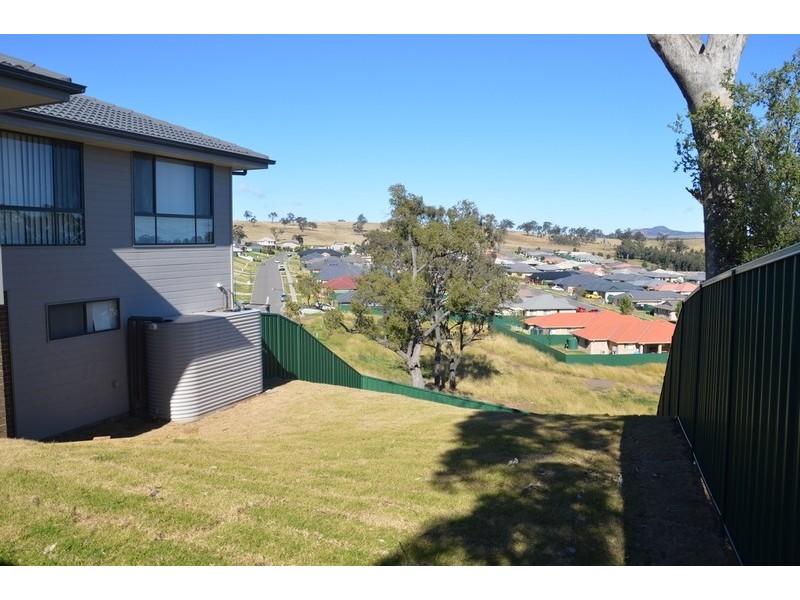 12 Lofberg Place, Muswellbrook NSW 2333