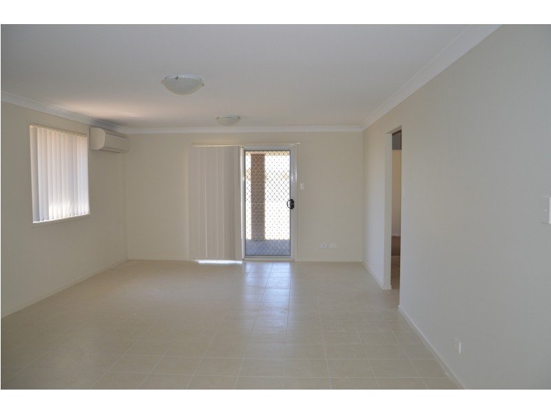 27 Finnegan Crescent, Muswellbrook NSW 2333