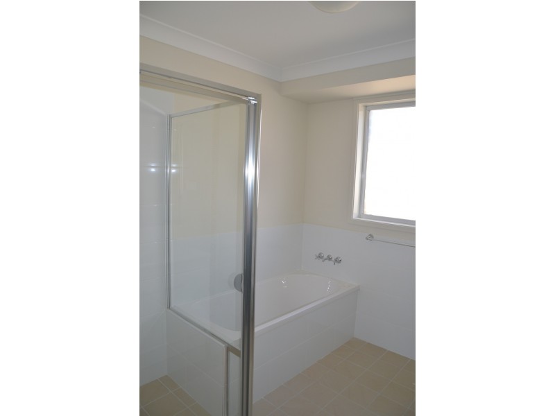 27 Finnegan Crescent, Muswellbrook NSW 2333