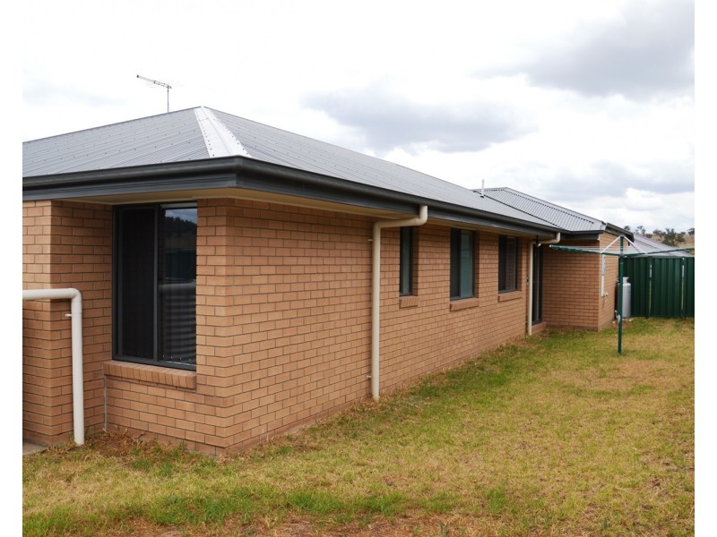 16 Jeans Street, Muswellbrook NSW 2333