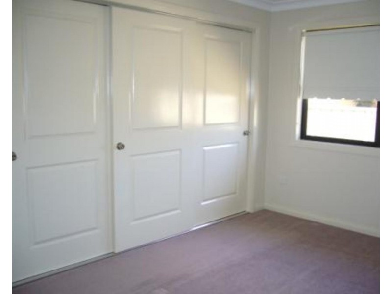 1/1 Alexander Close, Aberdeen NSW 2336