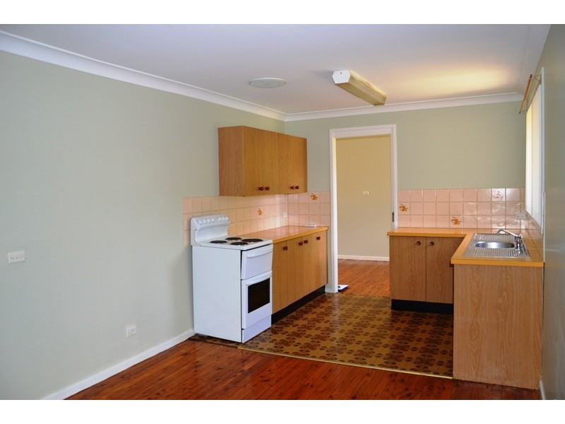 8 Rutherford Road, Muswellbrook NSW 2333