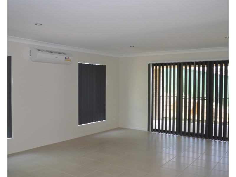 2/5 Grant Miller Street, Muswellbrook NSW 2333