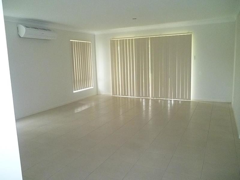 2/18 Chivers Circuit, Muswellbrook NSW 2333