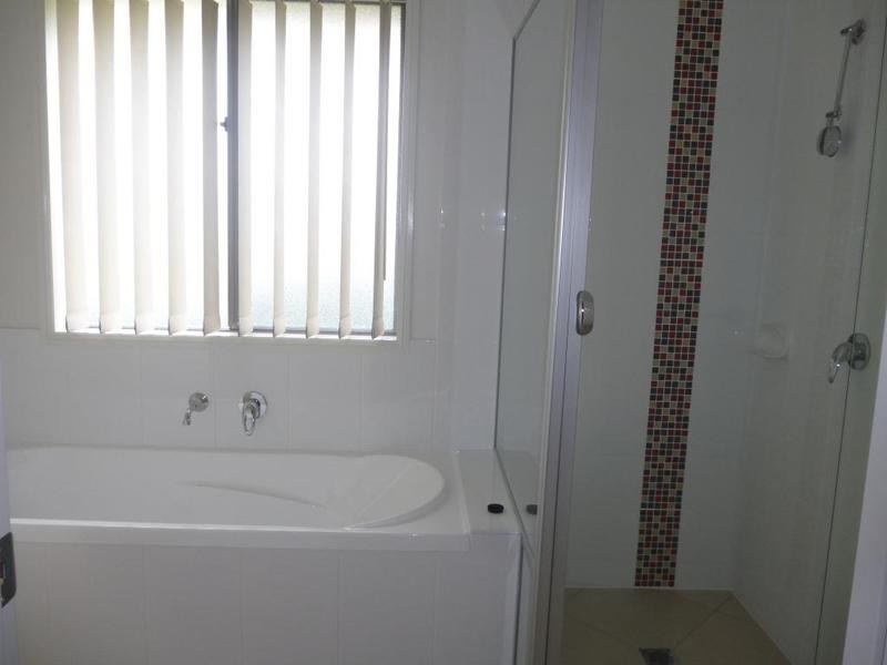 2/18 Chivers Circuit, Muswellbrook NSW 2333