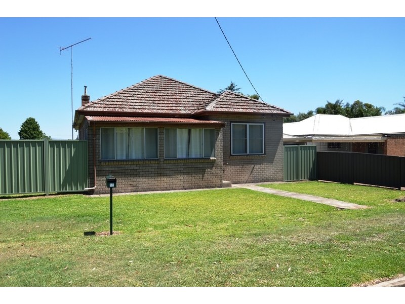 11 Francis Street, Muswellbrook NSW 2333