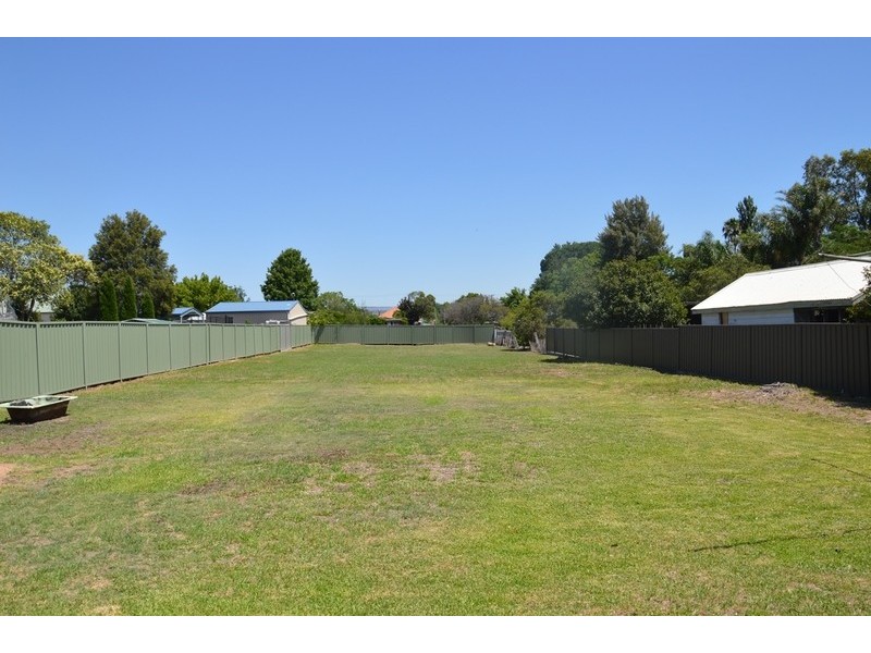 11 Francis Street, Muswellbrook NSW 2333