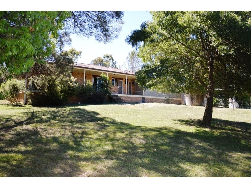 10 Bourke Street, Blandford NSW 2338