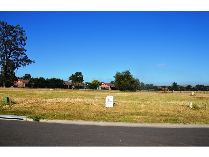 40 Finnegan Crescent, Muswellbrook NSW 2333