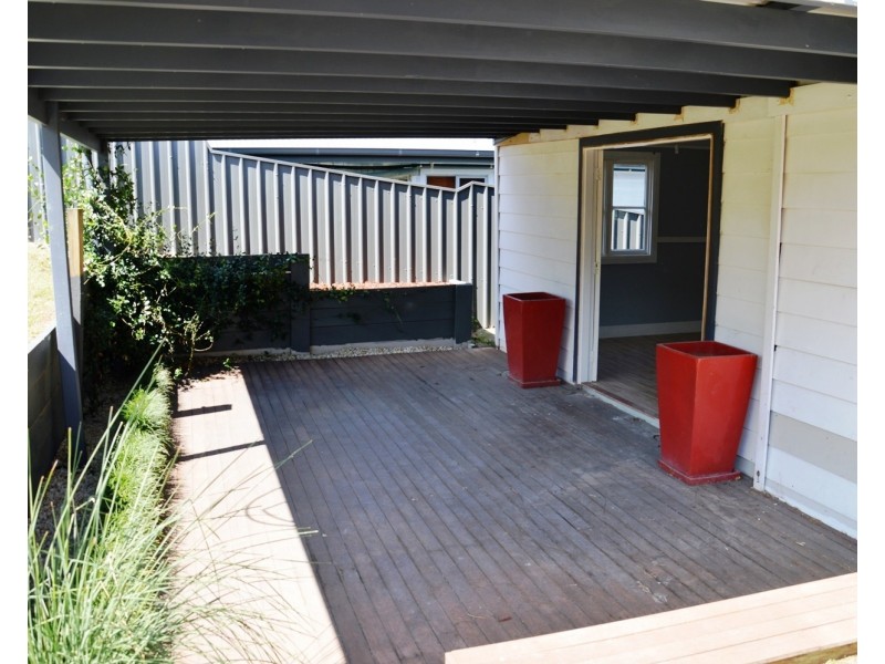 6 Carl Lane, Muswellbrook NSW 2333