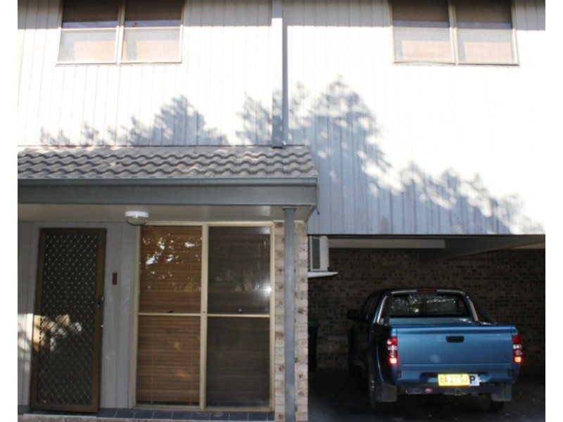 2/116 Brook Street, Muswellbrook NSW 2333