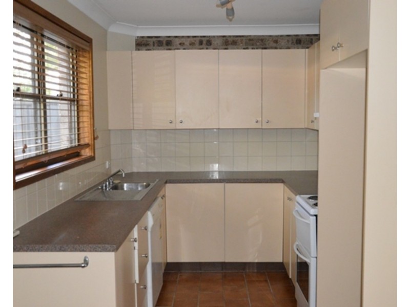 2/116 Brook Street, Muswellbrook NSW 2333