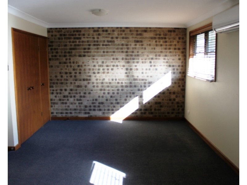2/116 Brook Street, Muswellbrook NSW 2333