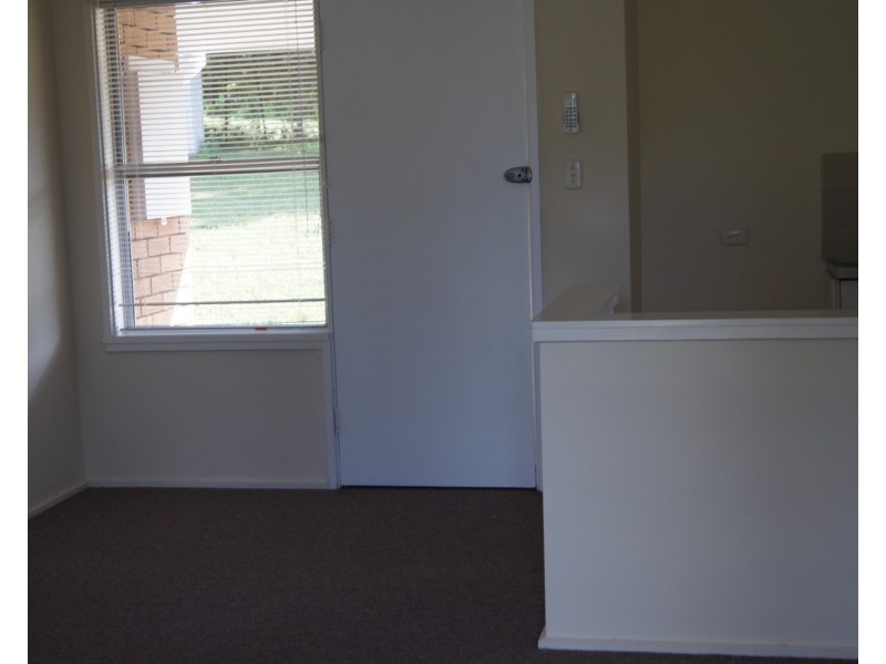 2/12-16 Eldon Street, Aberdeen NSW 2336